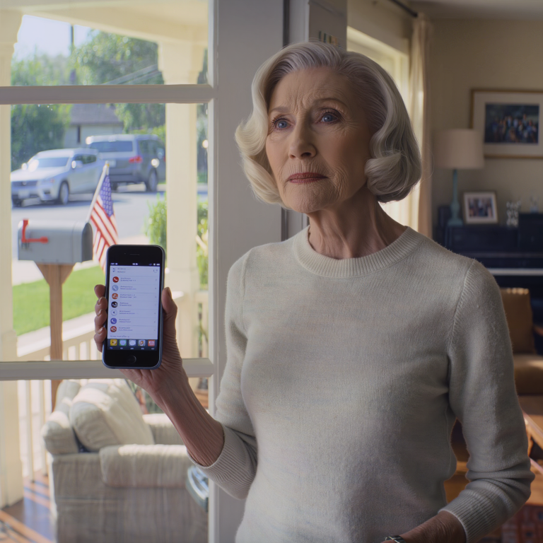 Moja ośmioletnia wnuczka przewróciła oczami i powiedziała: „Nie możesz z nami siedzieć, jesteś takim ciężarem”. Wszyscy przy stole się roześmiali – mój syn śmiał się najgłośniej. Cicho wstałam i wyszłam. Tego wieczoru napisał mi SMS-a: „Zapłata i tak przyjdzie jutro, prawda?”. Niewidzialne ja odpowiedziało: „Radź sobie sama”. Następnego ranka…