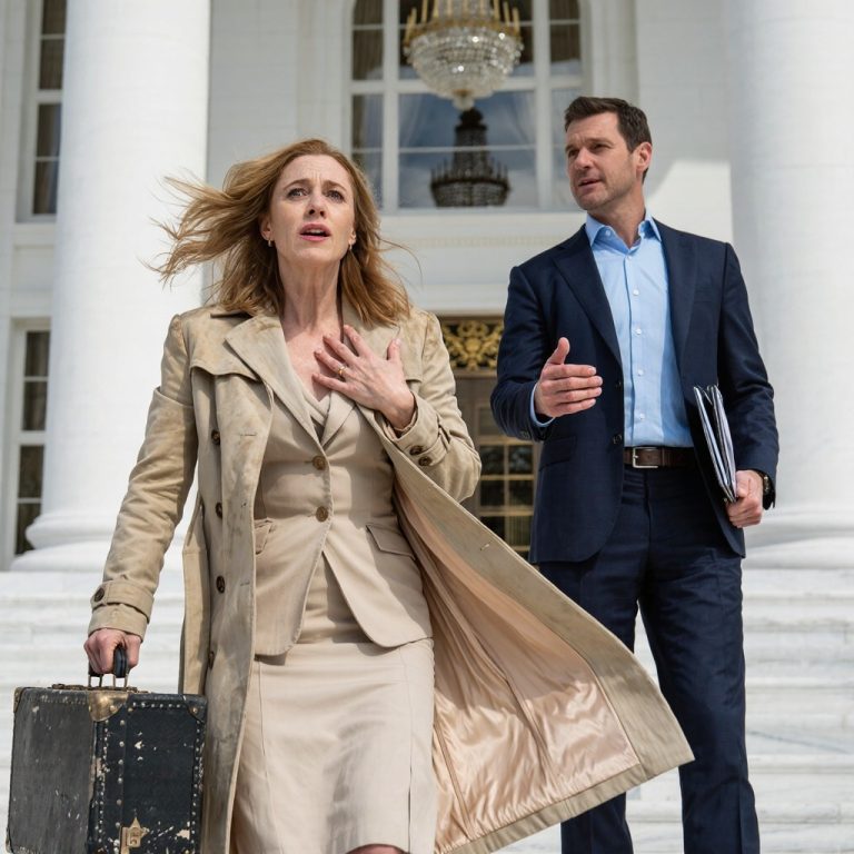 Po rozwodzie byłam bezdomna – aż do momentu, gdy obcy człowiek powiedział: „Jesteś Sophią? Właśnie odziedziczyłaś 60 milionów dolarów”.