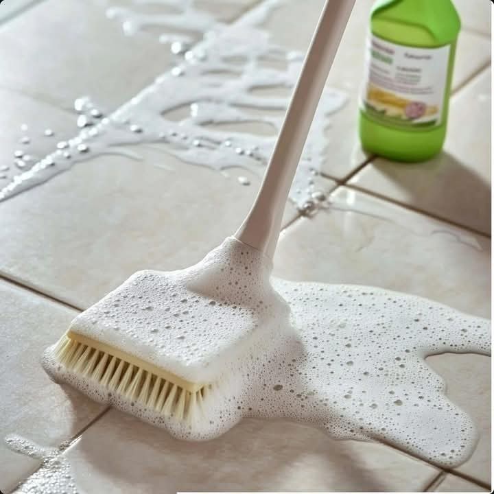 Przepis na domowy środek do czyszczenia podłóg na bazie octu